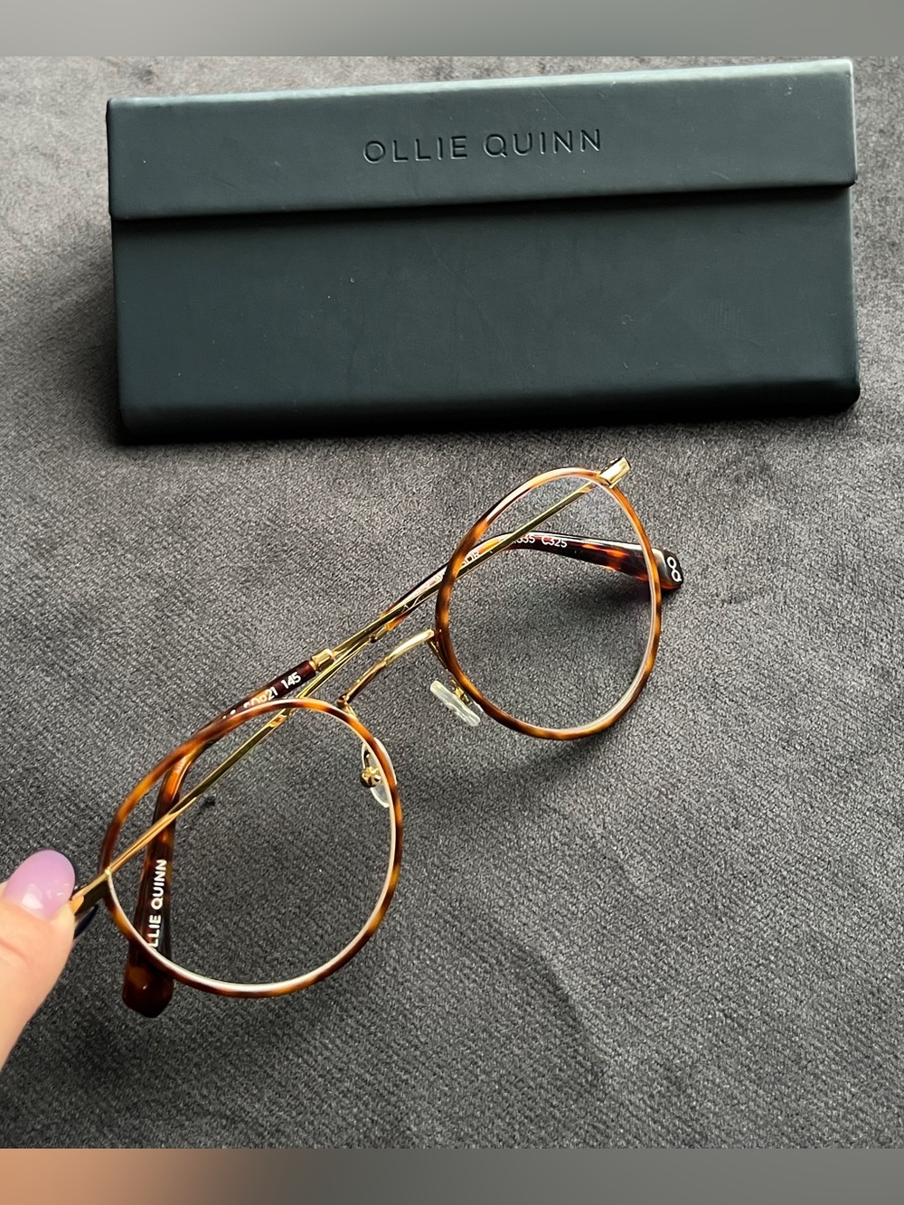 Women’s Tortoiseshell Round Gold Glasses